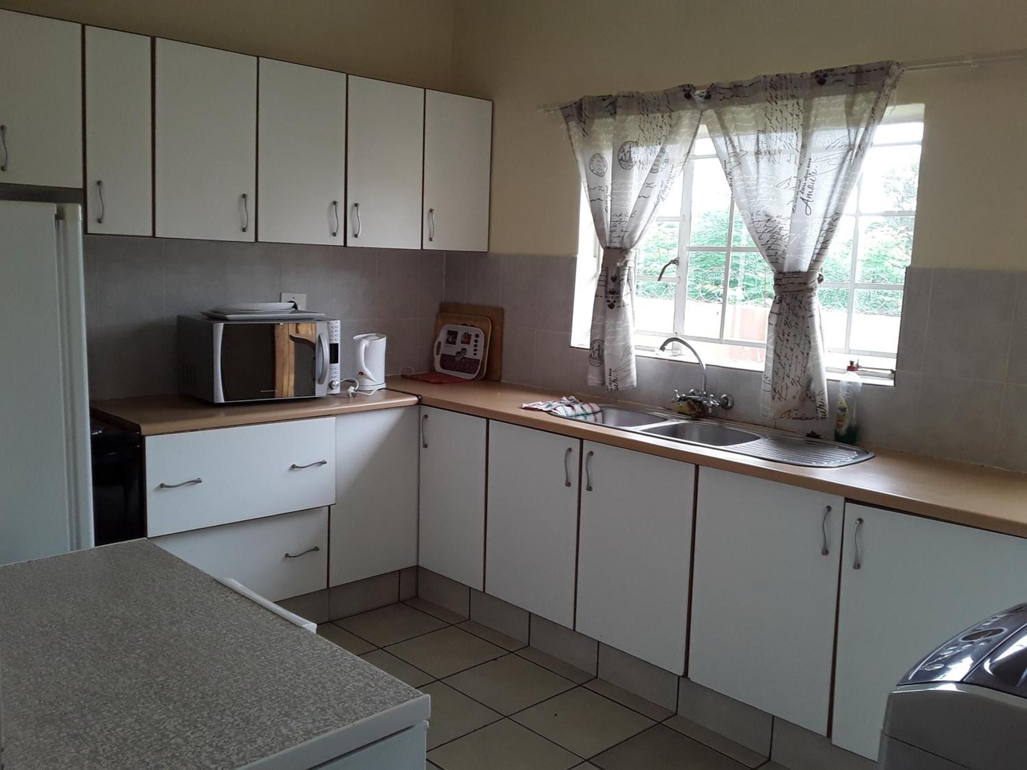 Vuya Nathi Bed And Breakfast Manzini Exterior photo
